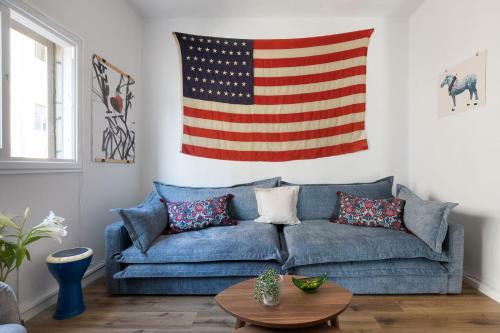Artistic Downtown Vibe Apartment In Tel Aviv Florentin