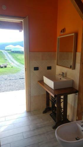Agroturismo Yurte In Langa