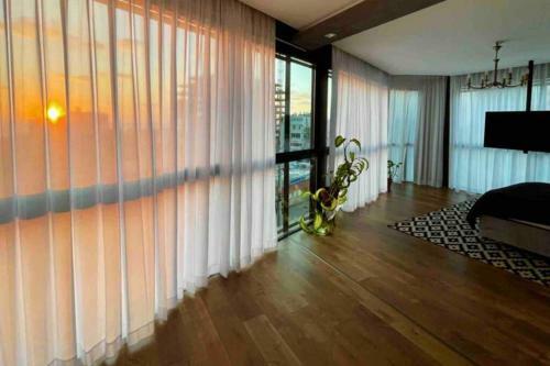 Apartamento Hayarkon Beach House! Duplex Penthouse