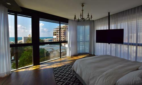 Apartamento Hayarkon Beach House! Duplex Penthouse