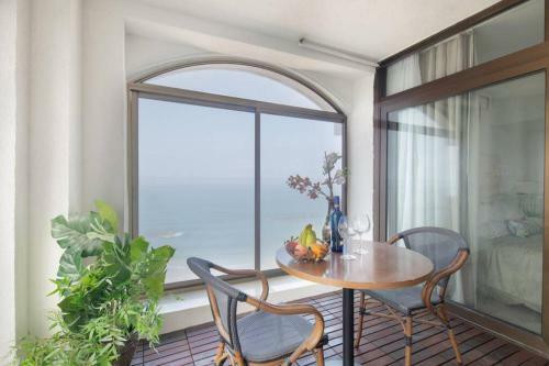 Apartamento Luxury Sea View 2br + Balcony & Pool - Berrystays
