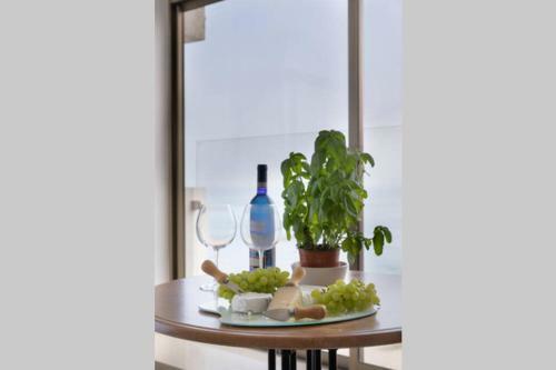 Apartamento Luxury Sea View 2br + Balcony & Pool - Berrystays