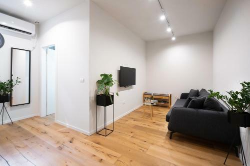 The Square - By Beach Apartments Tlv