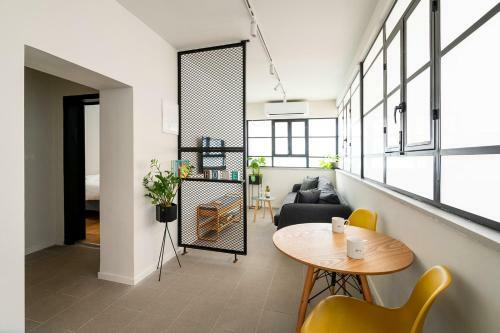 The Square - By Beach Apartments Tlv
