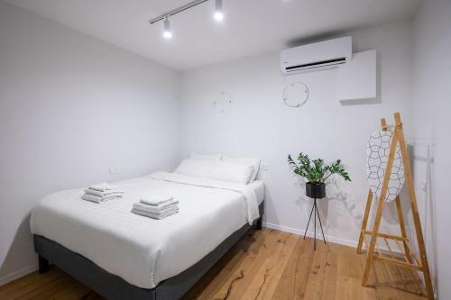 The Square - By Beach Apartments Tlv