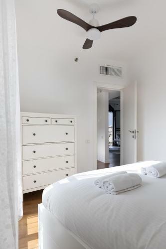 Boutique Two-bedroom Apartment On Nahalat Binyamin