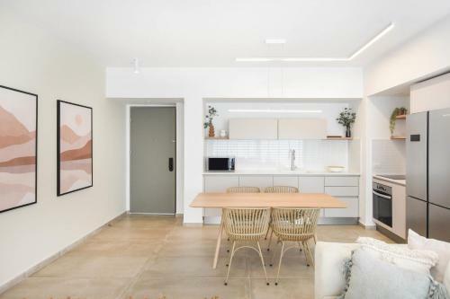 Apartamento Incredible 2br In Geula By Holyguest