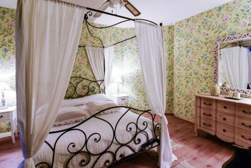 Agroturismo La Rosa Gialla B&B - Apartments