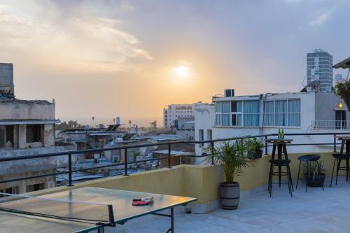 Apartamento Carmel Market Designed Studio With Balcony