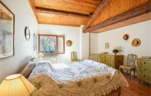 Amazing Home In Boara Pisani With 6 Bedrooms