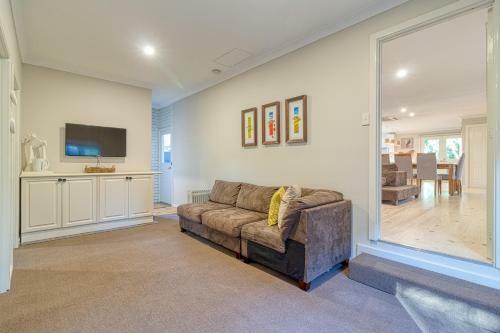 Rosedene Retreat - Exquisite Home & Location
