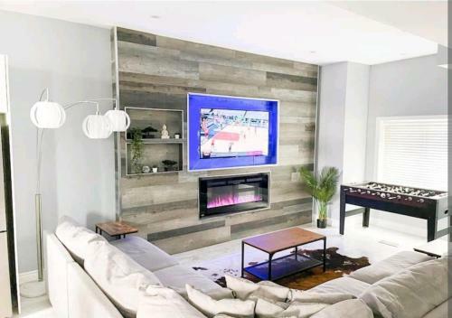 Villa Modern Cali-style 4 Bdrm House