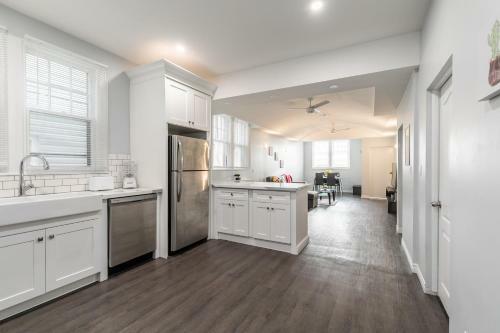 Apartamento Bright & Spacious 2br Apt With Netflix, Near Dt Hamilton!