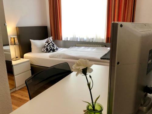 Hostal Hotel P�tz Garni