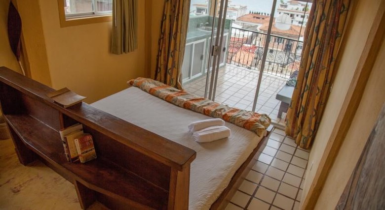 Albergue Hostal Vallarta Suites