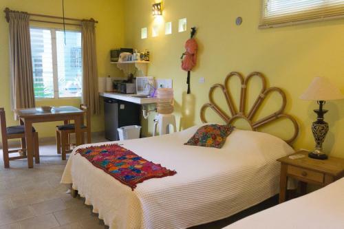 Hotel Sea Hawk Suites
