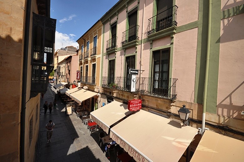 Hostal Escala Luna