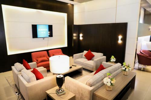 Business Inn Tahlia Hotel