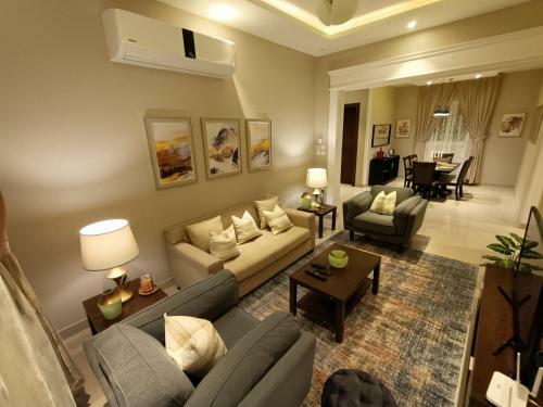 Apartamento The F Residence, Elegant & Luxury