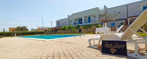 Apartamento Luxury Holiday House With Pool In Torre Lapillo