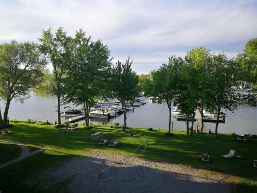 Apartamento Condo De L'oberge