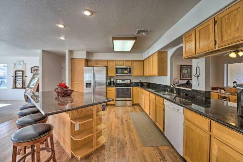 Spacious Parker Home With On-site River Access!