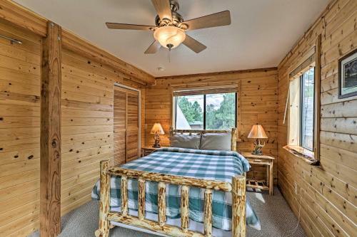 Overgaard Cabin With Hot Tub, Fire Pit And Deck!