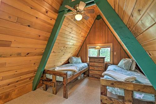 Overgaard Cabin With Hot Tub, Fire Pit And Deck!