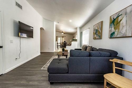 Mountain View 4b2b Ranch Home In Oro Valley