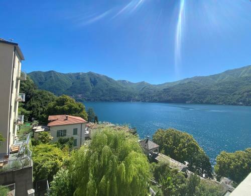 Large Apartment 200 M2 Fantastic View On Lake Como