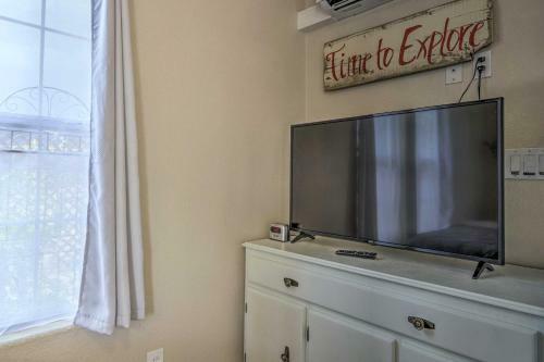 Apartamento Charming Payton Hideaway With Furnished Patio!
