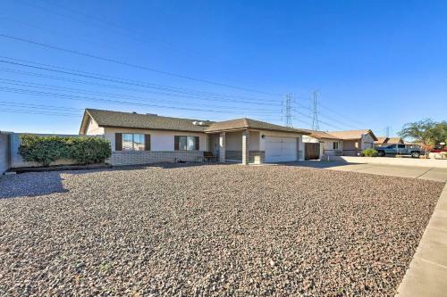 Family-friendly Peoria Home With Private Pool!