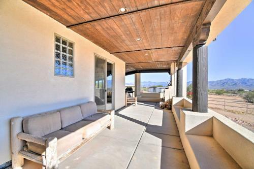 Desert Sanctuary With Striking Mountain Views