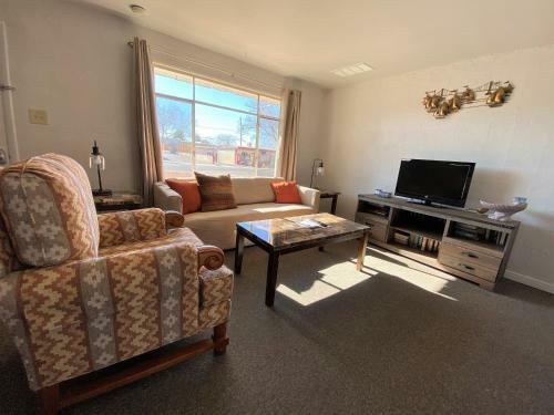 Posada 1 Or 3 Bedroom Apartment With Full Kitchen