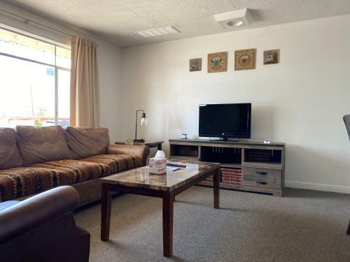Posada 1 Or 3 Bedroom Apartment With Full Kitchen