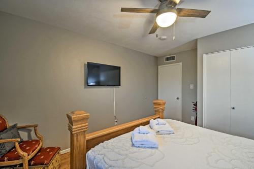 Tempe Retreat With Volleyball Court And Fire Pit!