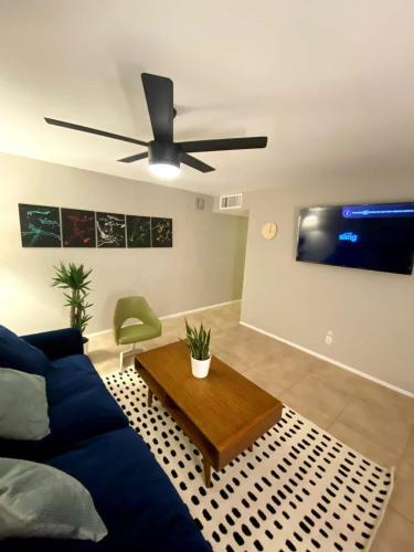 Cozy 3 Bdr House Few Blocks From Mill Ave
