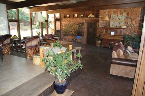 Saddle Rock Ranch B&B At West Sedona