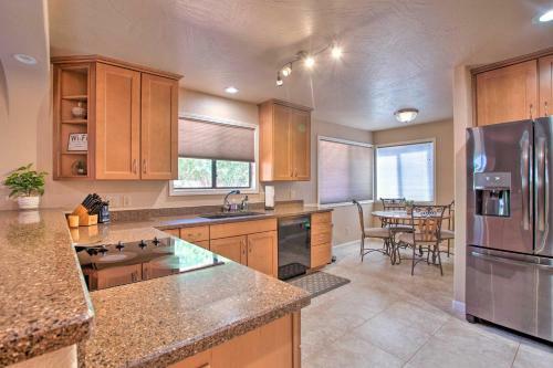 Sedona Retreat With Yard In Quiet Community!