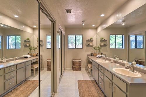 Sedona Retreat With Yard In Quiet Community!