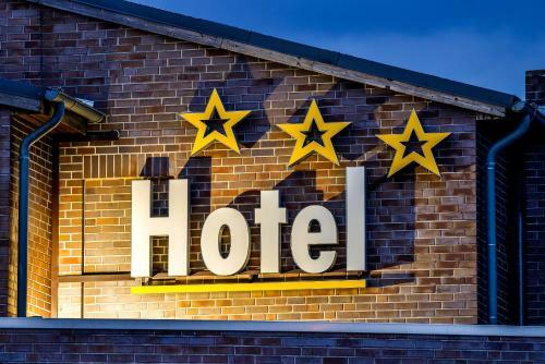 Hostal Median Hotel Garni