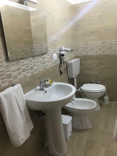 Hostal Erpi Vacanze Di Palmate' Cinzia