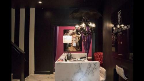 Hostal 103-downtown Montr�al Drummond Golden Dist Ritz