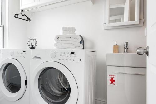 Apartments Near Montreal Olympic Park