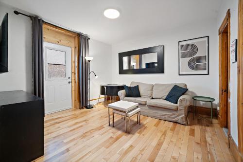Old Port Montreal Apartments By Restavio