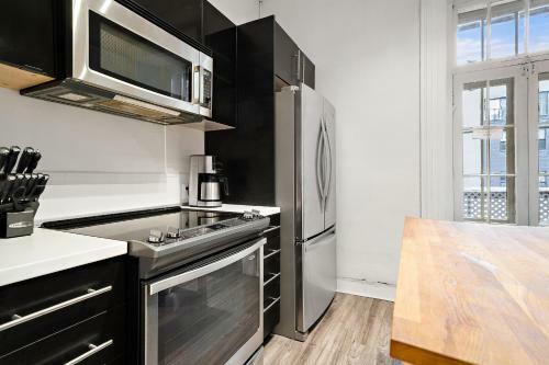 Old Port Montreal Apartments By Restavio