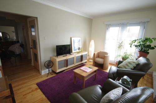 Hostal L'adresse Botanique - 3 Rooms, Up To 6 Guests