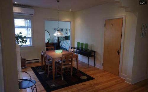 Hostal L'adresse Botanique - 3 Rooms, Up To 6 Guests