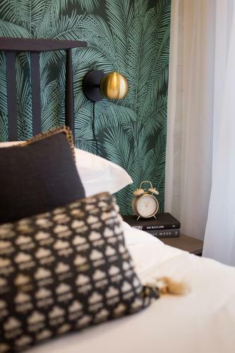 Apartamento Studio Palms Steps From Jeantalon Market Full Bath By Den Stays