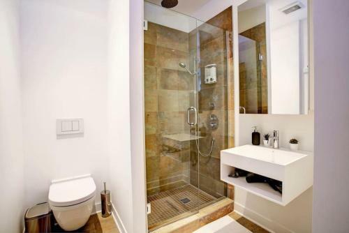 Apartamento Stella Stays Charming & Historic Old Montreal Netflix